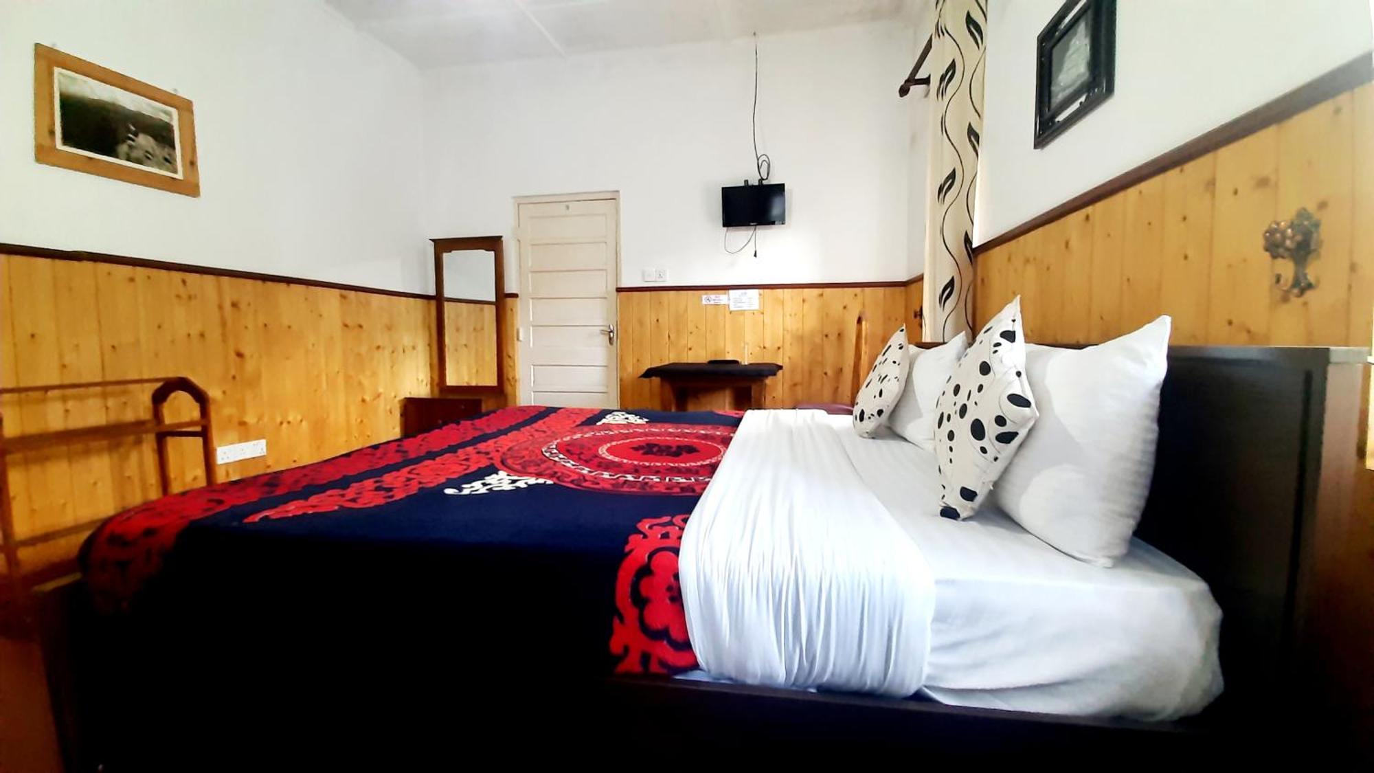 Sapu's Mountain breeze Hotel Nuwara Eliya Buitenkant foto