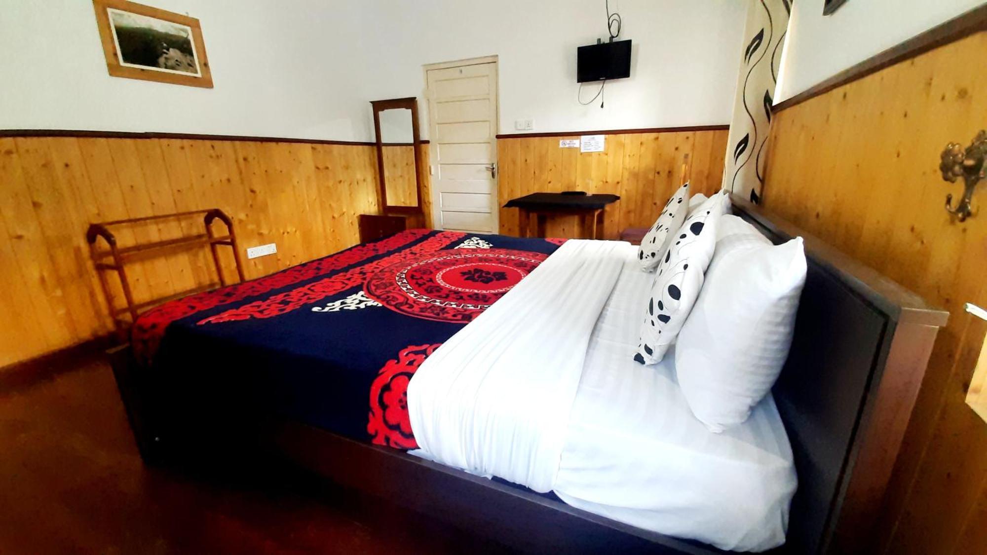 Sapu's Mountain breeze Hotel Nuwara Eliya Buitenkant foto