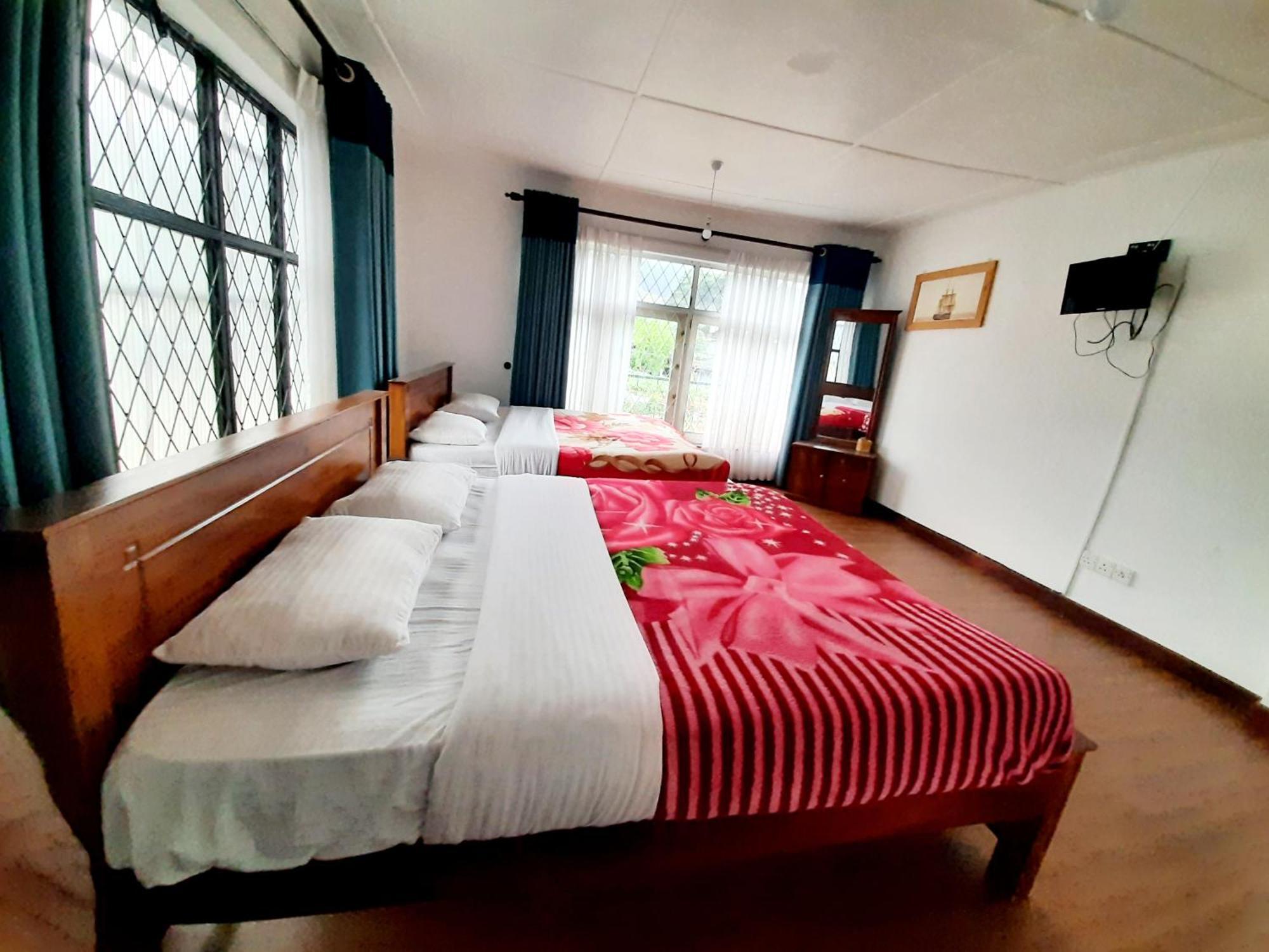 Sapu's Mountain breeze Hotel Nuwara Eliya Buitenkant foto